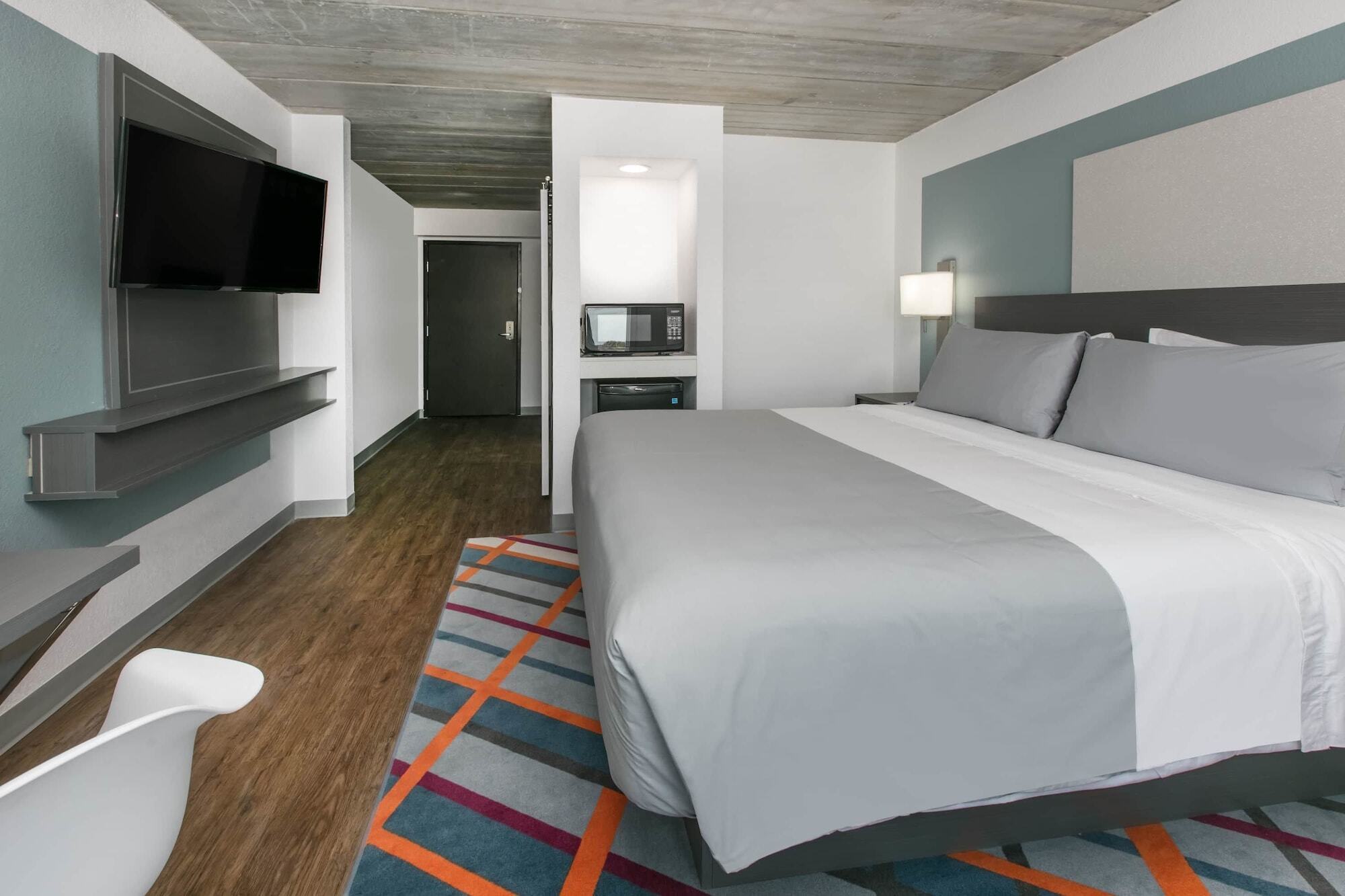 Hotel Tryp By Wyndham College Station Extérieur photo